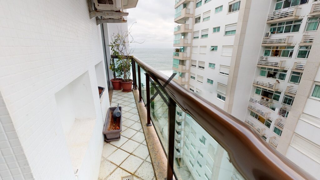 2-suites-apartment-in-são-conrado-rio-de-janeiro-brazil-11