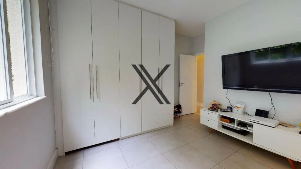 3 Bedrooms Renovated Apartment in Leblon Rio de Janeiro Brazil 11