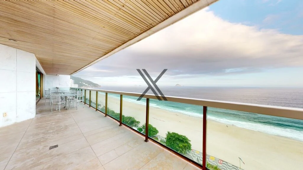 Ocean Front Apartment in São Conrado Rio de Janeiro Brazil 8
