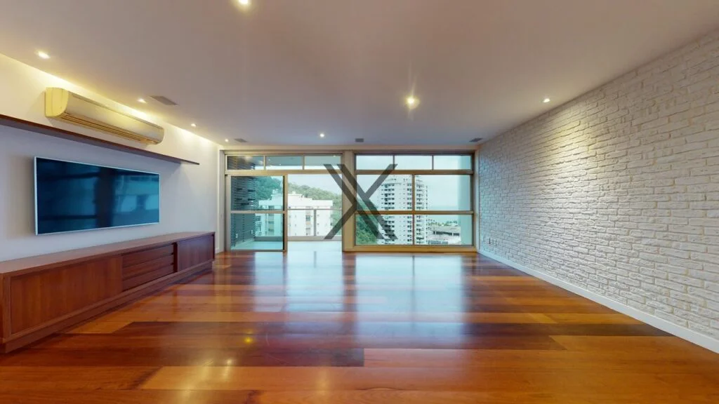 ovated 4 Bedrooms Sea View São Conrado 1