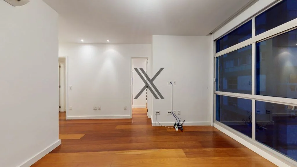 ovated 4 Bedrooms Sea View São Conrado 12