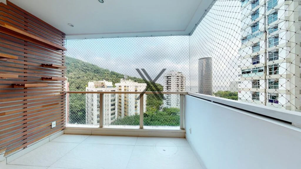 ovated 4 Bedrooms Sea View São Conrado 6