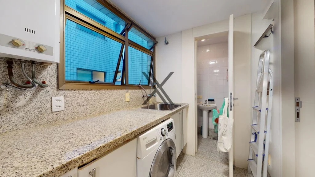 Renovated 3 Bedrooms in Leblon Rio de Janeiro Brazil 24