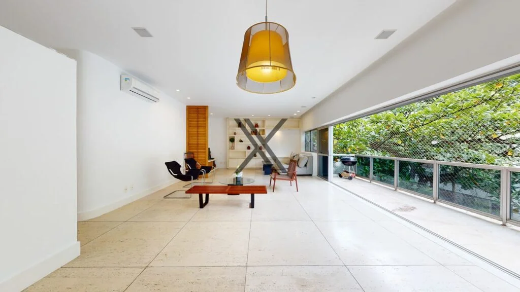 Renovated 4 Bedrooms Leblon Rio de Janeiro Brazil 2