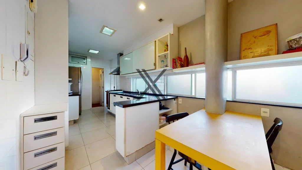 Renovated 4 Bedrooms Leblon Rio de Janeiro Brazil 21