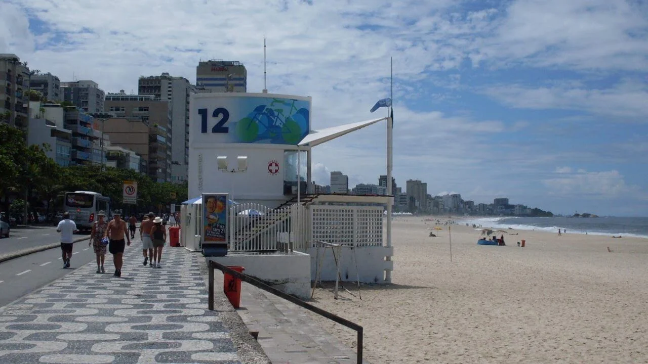 Lifeguard Station Posto 12 Leblon Rio de Janeiro