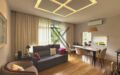 Renovated Linear 2-Bedroom Residence in São Conrado with 2 En-Suites and Mountain Views