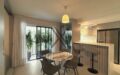 Renovated Linear Residence in Leblon: 3 Bedrooms, 1 En-Suite, 872 Sq Ft