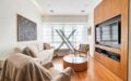 Renovated Linear Residence in Leblon: 3 Bedrooms, 1 En-Suite, 1,087 Sq Ft