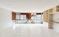Renovated Linear 2-Bedroom Residence in São Conrado with 1 En-Suite and Ample Natural Light